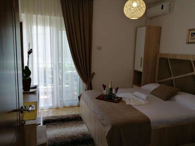 Гостевой дом Apartments Gazi Улцинь-12