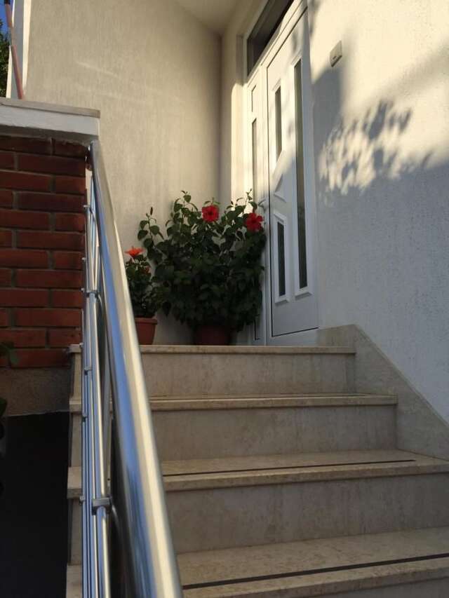 Гостевой дом Apartments Gazi Улцинь-31