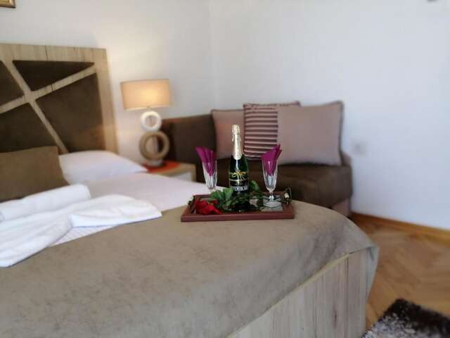 Гостевой дом Apartments Gazi Улцинь-10